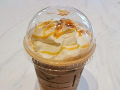 流金圣诞茶拿铁-星巴克(南通如皋文峰大世界店)