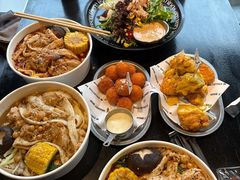 -W COLLECTIVE  DESSERT SHOP