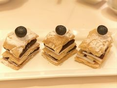 芝士蓝莓拿破仑-利苑酒家(宜安广场店)