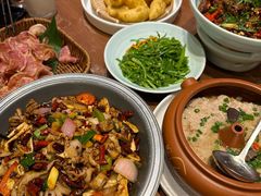 -老滇山寨•云南特色菜•地方菜•民族风情歌舞表演(金碧店)