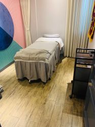 -PE SALON