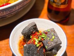 -老湖南民间菜·牛肉十八炒(花都店)