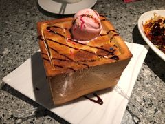 面包诱惑-里岛烤鱼(东港凯虹广场店)