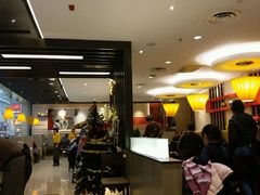 等位区-必胜客(远大路店)