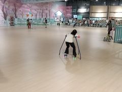 -极限PLAY运动娱乐新世界·团建派对表演休闲馆·室内高空游乐园