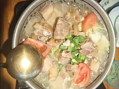 -菌自由丨野生菌火锅特色庭院餐厅(丽江古城店)