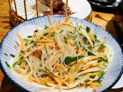 凉拌素三丝-小金鬼·煎饺·鸽子汤