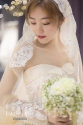 -Lady  Jane高端婚纱礼服馆