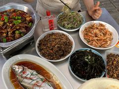-丹水桥地锅鱼·翘嘴鲌·地方特色全鱼宴(丹江口大坝店)