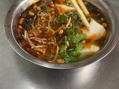 -老五鸡丝豆花面粉(瑞金北路68号院店)
