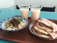 -樊记腊汁肉(竹笆市总店)