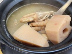 莲藕鸡脚汤（明火例汤）-文记壹心鸡(宝华路店)