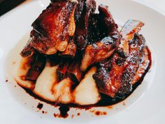 糖醋黑毛猪排配土豆泥-La Maison 夜来香(进贤路店)