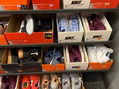 -NIKE无锡欣荣优选体验店