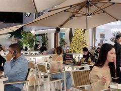 -Mark&Mars Restaurant