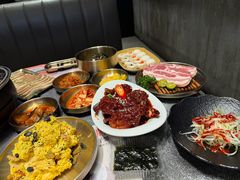 -草家酱蟹炭火烤肉店(珲春南路一店)