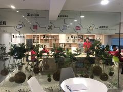 -索菲亚衣柜橱柜家具全屋定制(盈港路店)