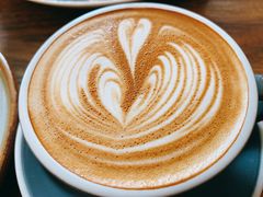 茶拿铁-RAC BAR(安福路店)