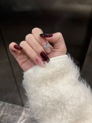 -UGIRL有个美甲