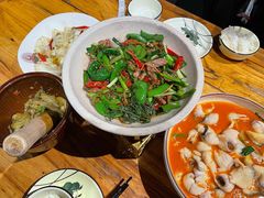 小炒黄牛肉-老滇山寨•云南特色菜•地方菜•民族风情歌舞表演(金碧店)