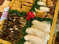 -慢丽江·云南野生菌土鸡锅(付家庄店)