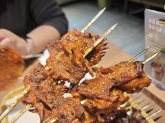 -街角等你.大连海鲜烧烤.经典铁板海鲜串(西安路店)