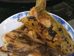 柴锅炖水库鱼-姥家大锅台水库渔家