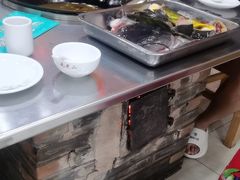 -屯老二农家铁锅炖·行业领军者(梅江店)