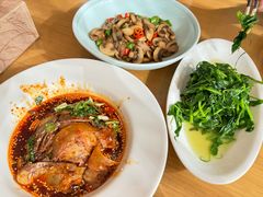 -渝信川菜 · 川味家常菜(财富购物中心店)