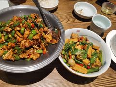 -佬湘楼·27年湘菜(天河都市广场店)