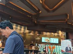 -星巴克臻选(成都太古里店)