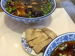 -伟记奥面馆(养育巷店)