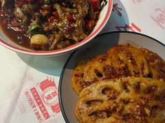 -堂瓦里·33年传统赣菜(第一街区店)