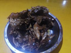 -砖头卤味
