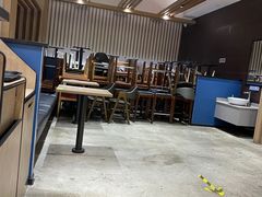 大堂-魏家凉皮(郑州东站店)