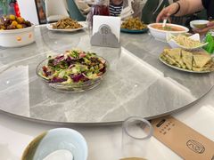 -何适山庄 ·可团建(水长城P2停车场店)