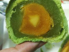 手工莲蓉蛋黄酥-陶陶居饼家(惠福东路店)