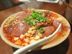 特色秘制红油血旺-谢老五跷脚牛肉·非遗传承店