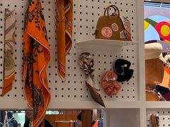-HERMES(湖滨银泰in77店)