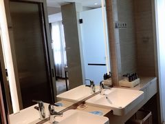 -青岛天瑞星空酒店