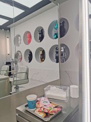 -PE SALON