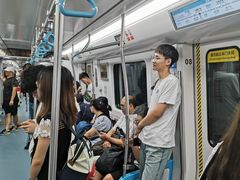 -新百广场(地铁站)