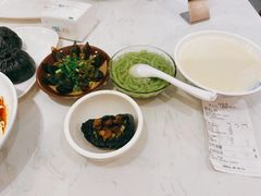 -李与白包子铺(桐梓林店)