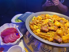 -徐记小怪兽肉蟹煲店(哈西万达金街店)
