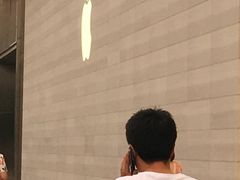 -Apple零售店(济南恒隆广场店)