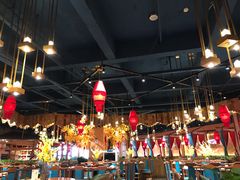 大堂-老滇山寨•云南特色菜•地方菜•民族风情歌舞表演(金碧店)