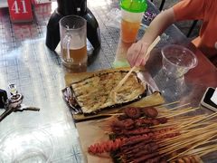 -刘姐啤酒鱼民族演艺餐厅(西街总店)
