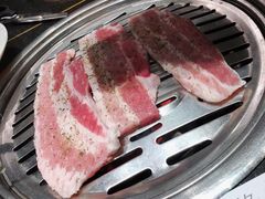 五花肉-本家韩国烤肉(财富大厦店)