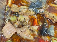 -鱼众不同·鸡公煲·烤全鱼(国顺路店)