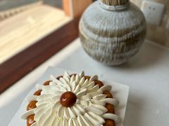 -VERIE BAKEHOUSE